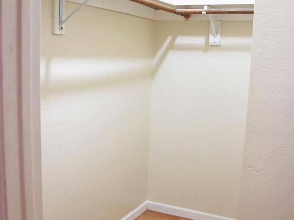 4th image of 28132 Via Princesa APT 4