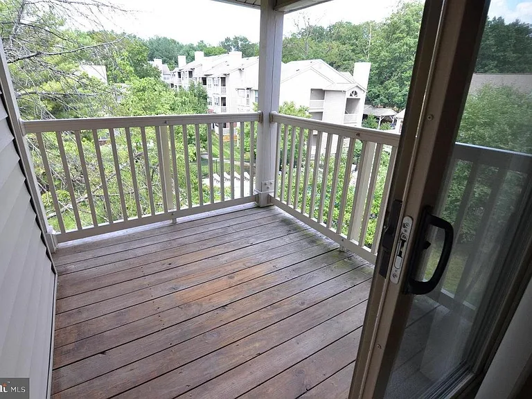 1710 Abercromby Ct #K — Photo 10
