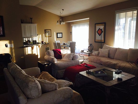 Living Room & Breakfast Nook