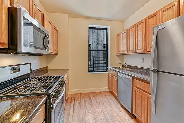 Rented by Houlihan Parnes Properties | media 9