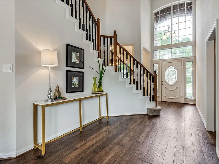 5901 Norfolk Ln — Photo 6
