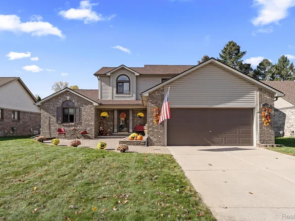7715 Cherrywood Dr, Westland, MI 48185