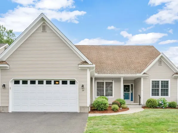 39 Tanglewood Drive #39, Somers, CT 06071