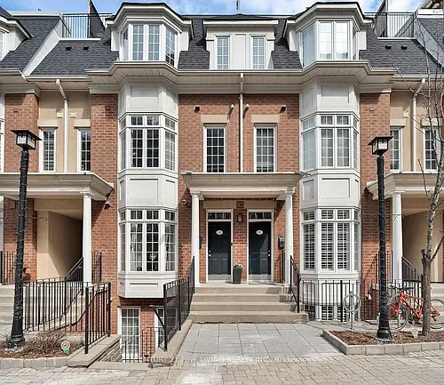 11 Niagara St Photo 1