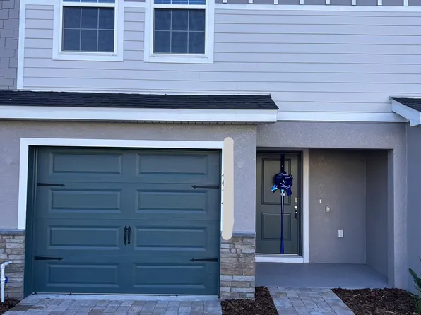 295 Chesapeake Dr, Saint Cloud, FL