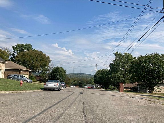 5th image of 565 Mill Station Dr