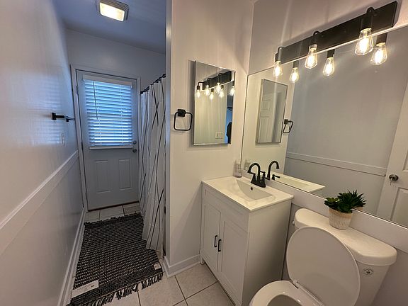 3rd image of 6061 Cornell Dr