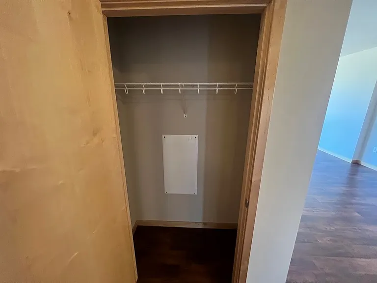 Venture Luxury High Rise — Photo 65