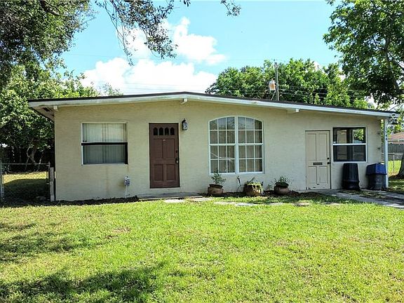 2nd image of 1944 28th Avenue Dr W