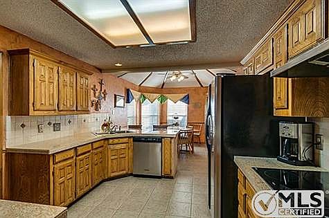 4th image of 6511 Frontier Dr