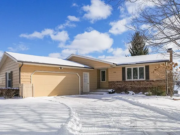 7270 N Noffke Dr, Caledonia, MI 49316