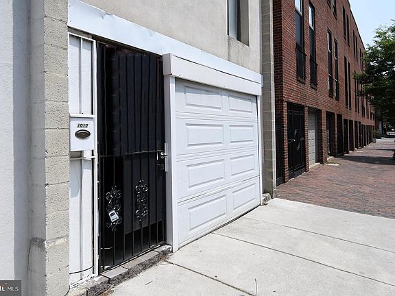 3rd image of 1017 Lombard St #51