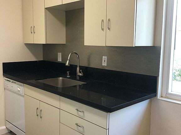 2nd image of 1014 W Olive Ave APT 4