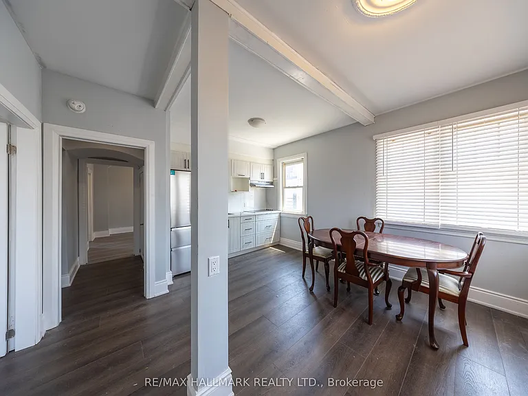 559 Ritson Rd S — Photo 4