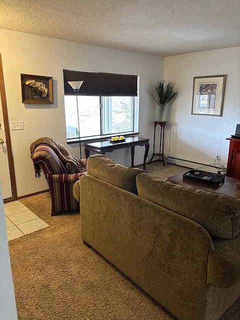1 bed, 792 sqft, $1,400 — Photo 2