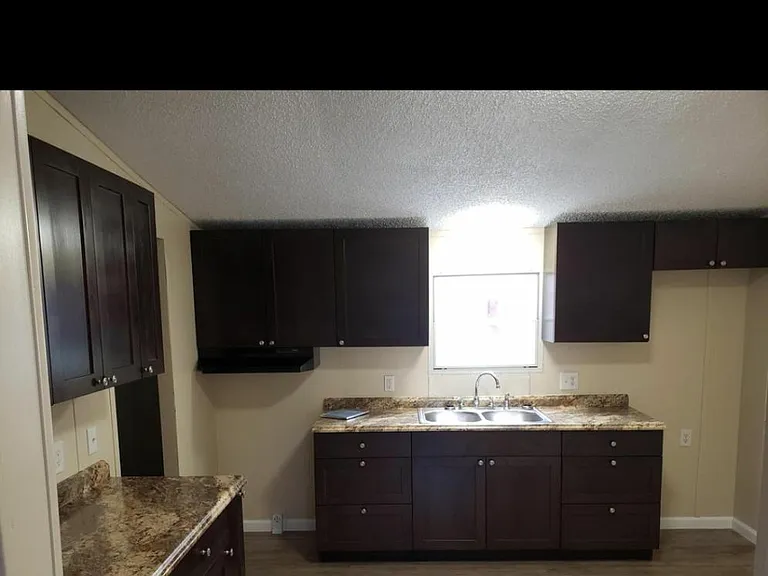 2066 Coffey Rd #K — Photo 11