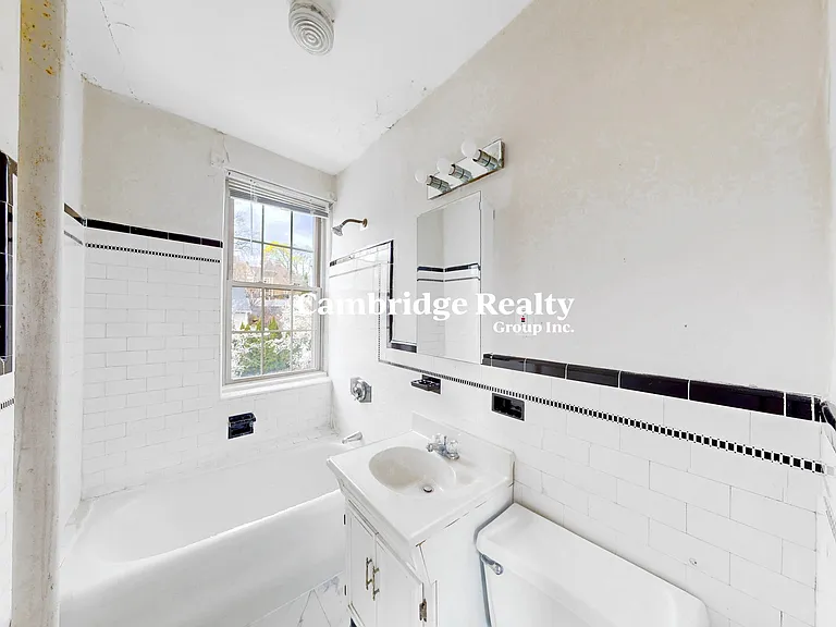 15 Governors Ave #24T — Photo 10