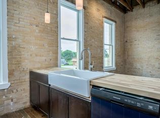 110 S Main St #202, Elgin, TX 78621