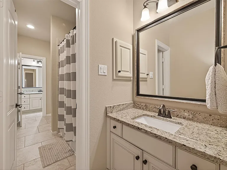 3835 Dortmund Dr — Photo 36