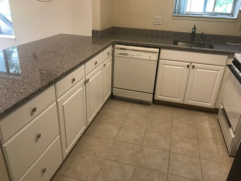 829 Brown St #2 — Photo 12