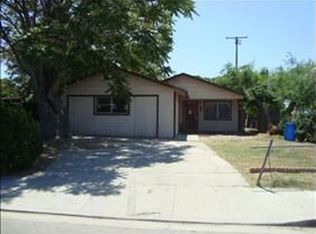 1045 13th St, Wasco, CA 93280