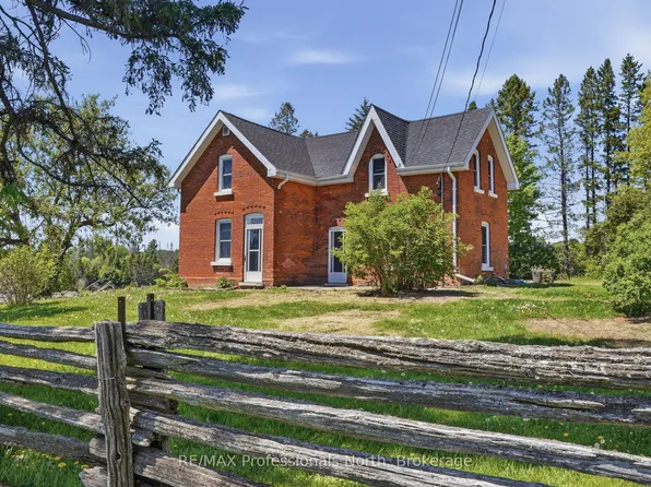 230 Pickerel & Jack Lake Rd, Armour, ON P0A 1C0