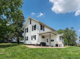 2752 200th St, South Amana, IA 52334