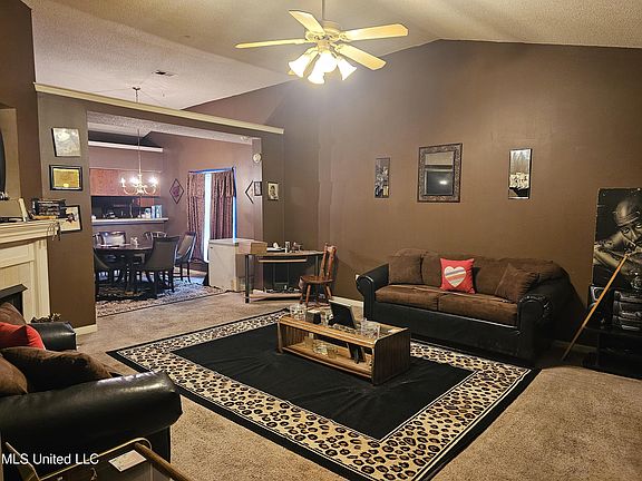 5th image of 9144 Kaitlyn Dr