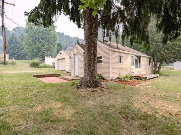 902 BROWN STREET, Wausau, WI 54403