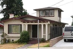 2nd image of 5209 Fairfax Ave