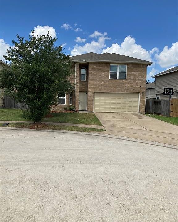 1st image of 12814 Clermont Harbor Ct
