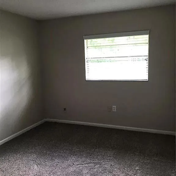930 S Apopka Ave — Photo 7