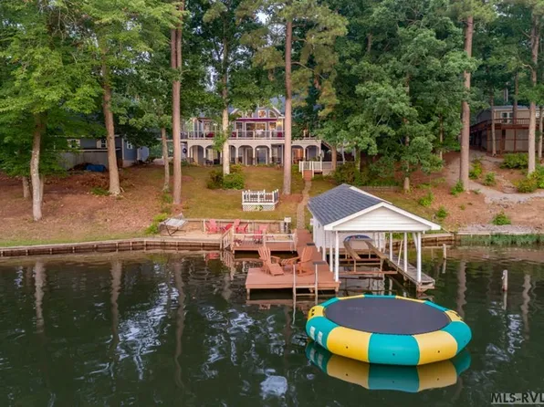 321 Vincent Dr, Henrico, NC 27842