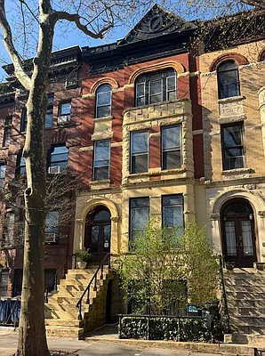 554 Second Street 
