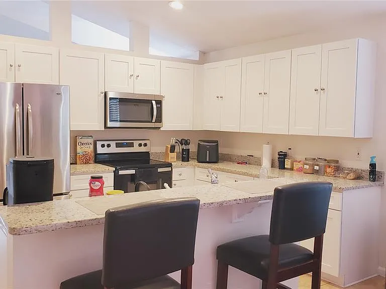2308 Lily Pad Ln — Photo 33