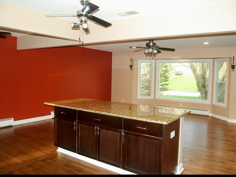 4575 Coral Dr — Photo 9