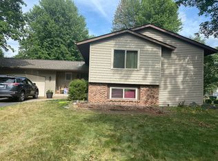 4706 Kevin Ln, Shoreview, MN 55126