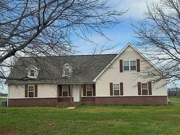 2nd image of 3500 Swancott Rd