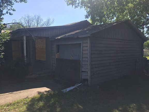2nd image of 2500 Purselley Ave