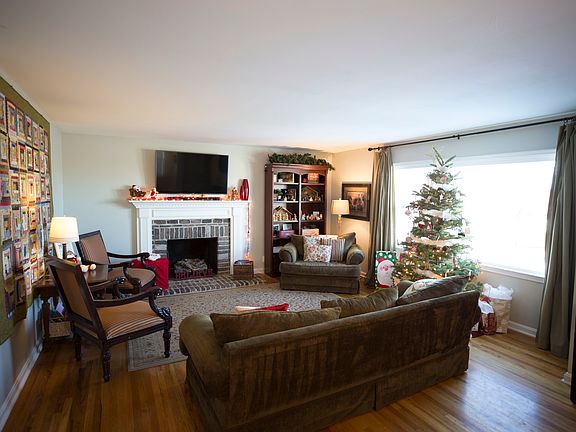 Living/dining room