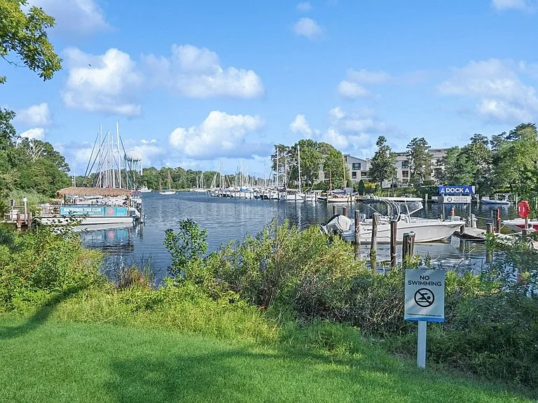 Nautilus Point — Photo 18