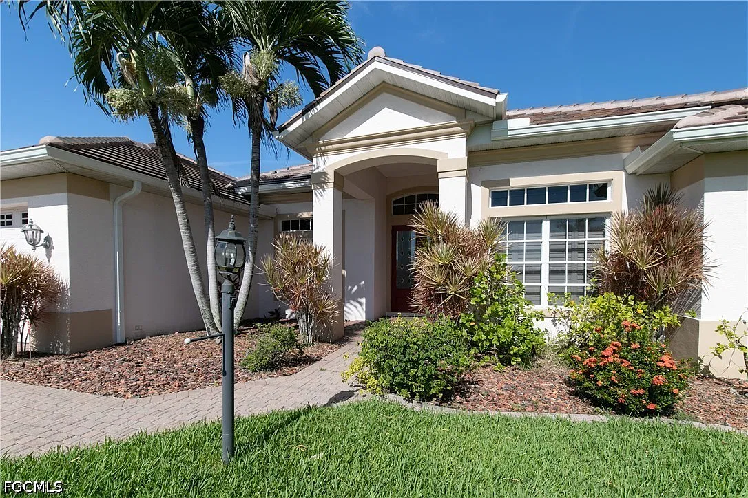 3 bed, 3.5 bath, 2610 sqft, $9,000 — Photo 4