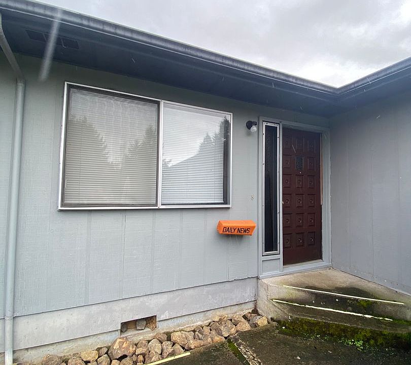 1st image of 152 Tilla Dr APT B