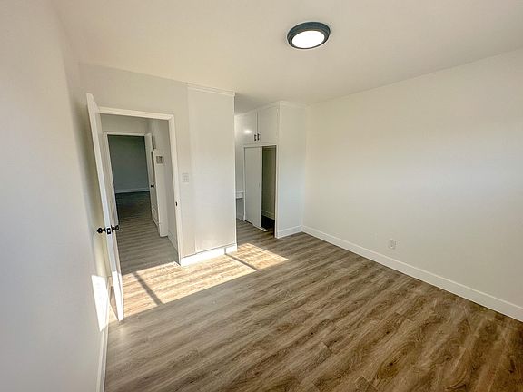 5th image of 5315 Lorna St APT K