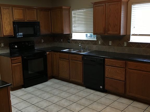 4th image of 1426 Kingsbridge