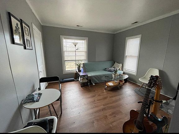 2nd image of 918 Broadway Ave NW Unit 2