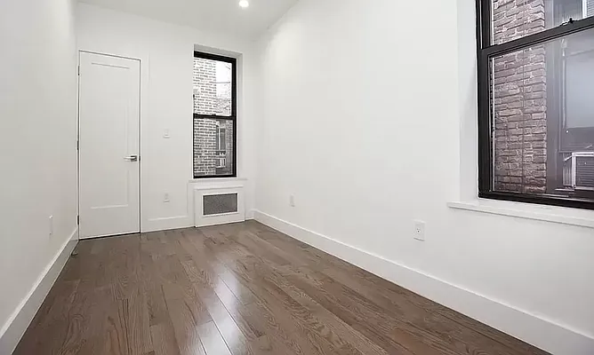 Rented by REAL New York | media 9