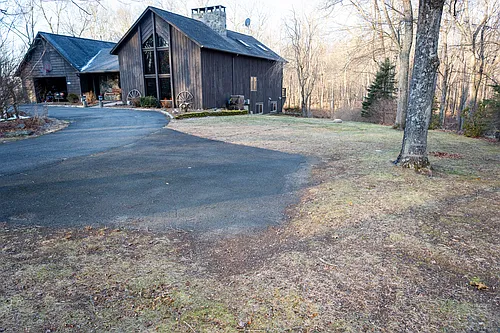 215 Old Newtown Rd #1 Photo 1