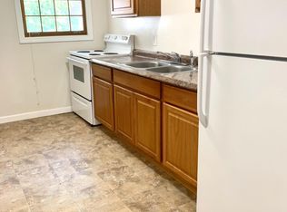 37 Pleasant St, Waterville, ME 04901