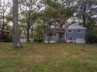 14 Nansen Ct, Spring Valley, NY 10977